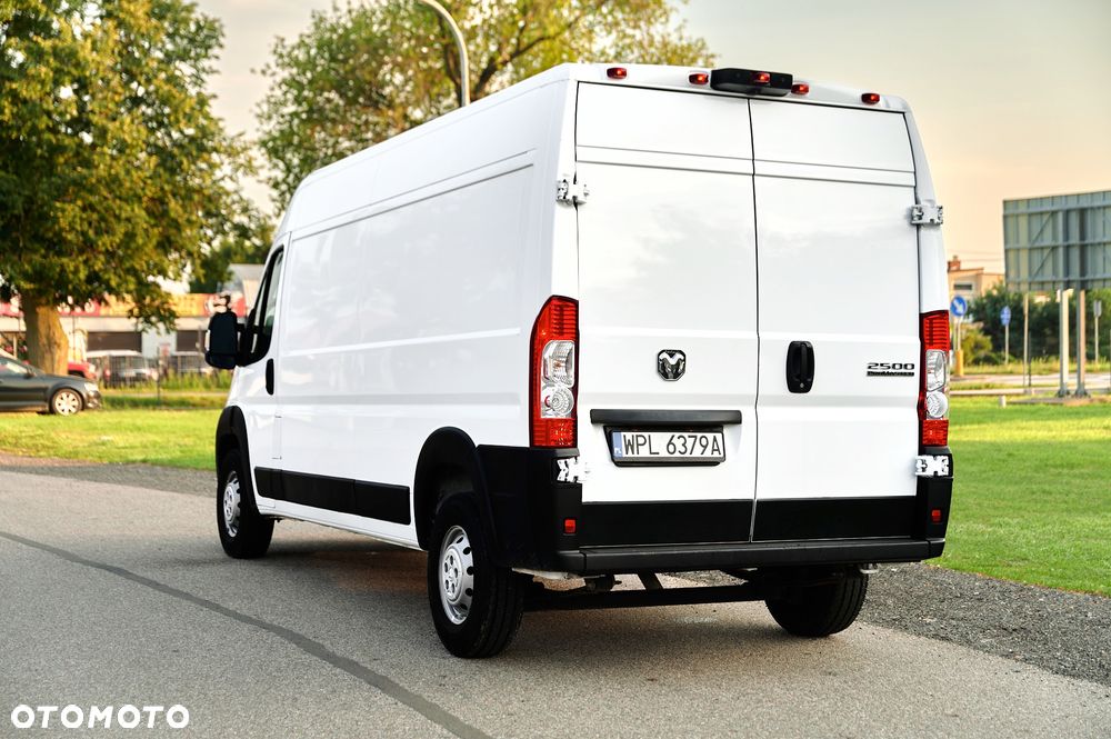 RAM Promaster - 11