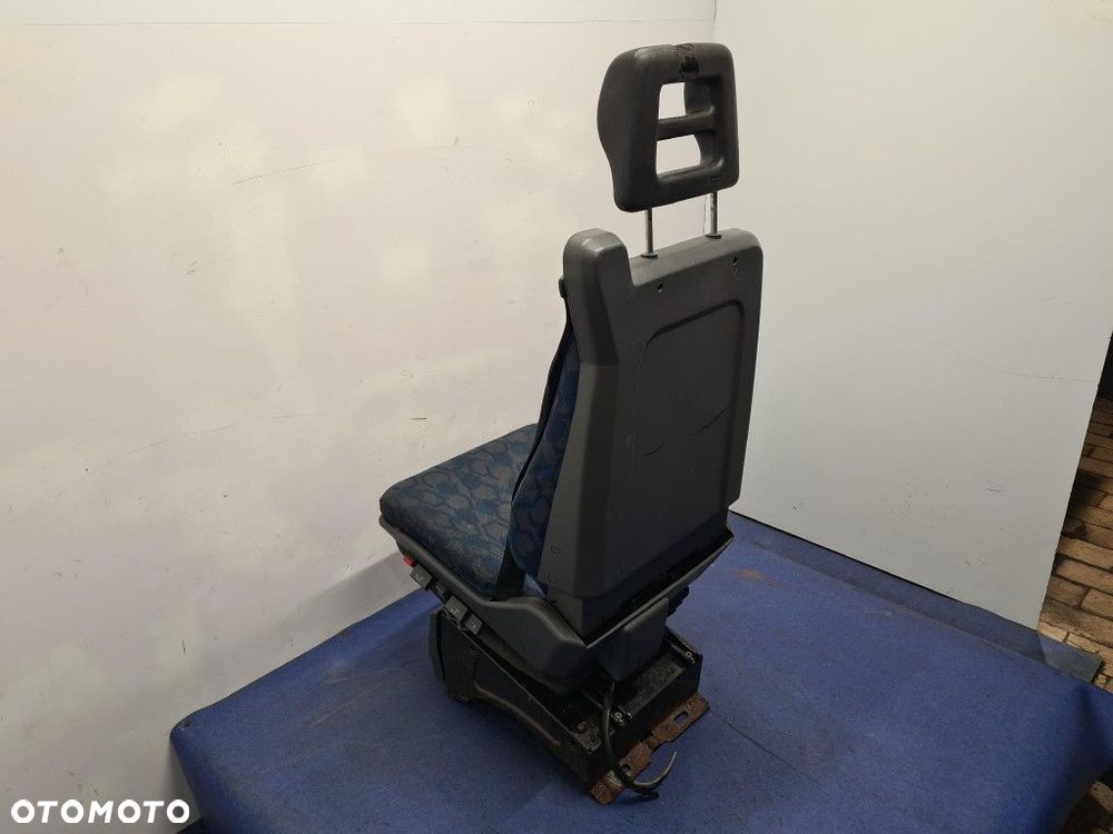 IVECO EURO CARGO 75E18 FOTEL KIEROWCY. - 10