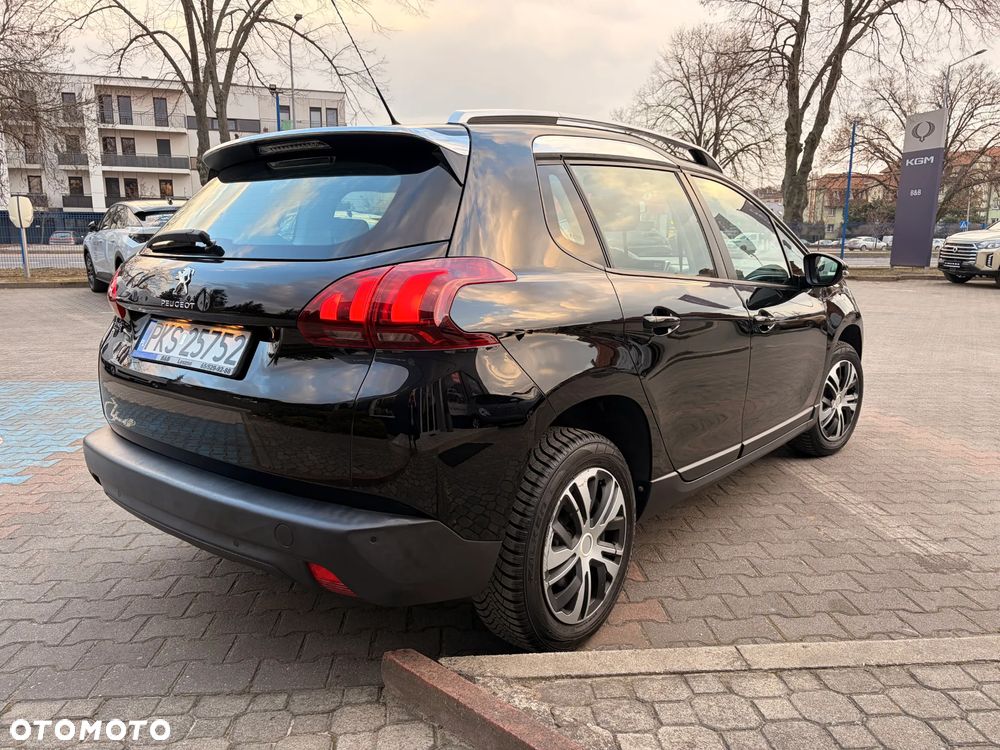 Peugeot 2008 1.2 Pure Tech Style S&S - 6