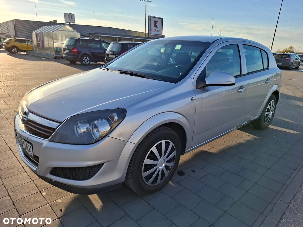 Opel Astra - 2