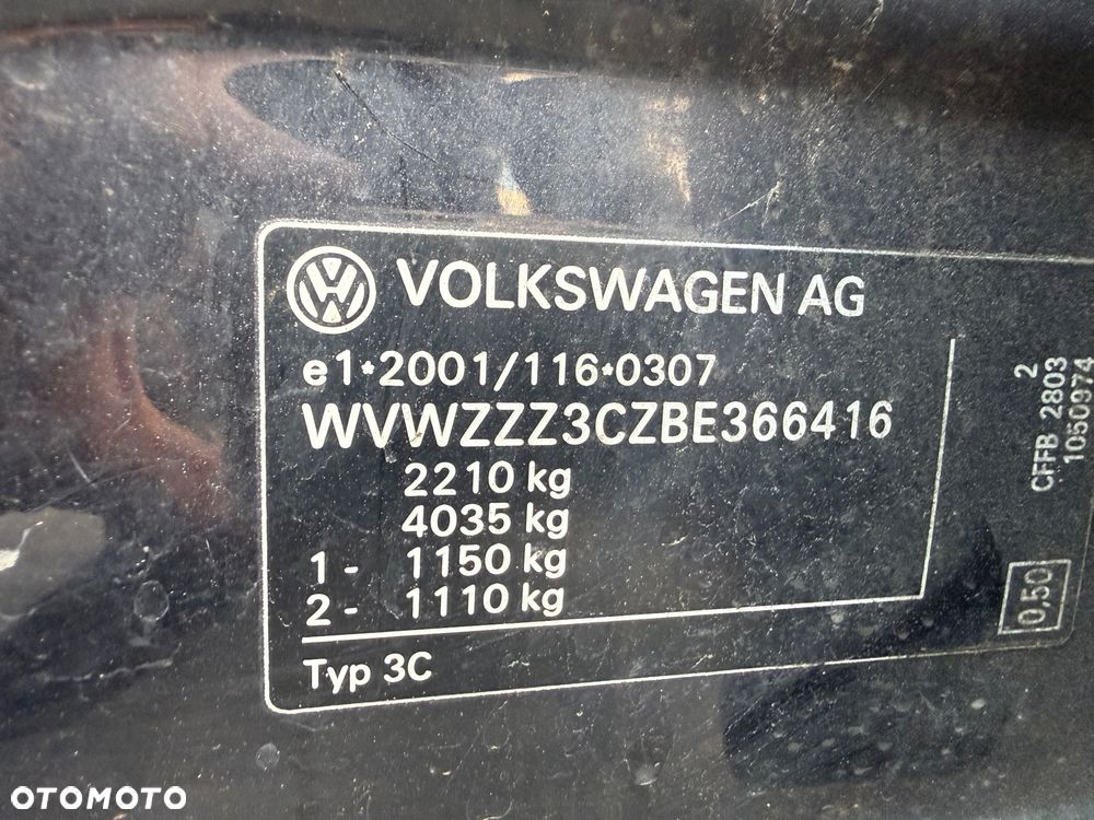 Volkswagen Passat - 22