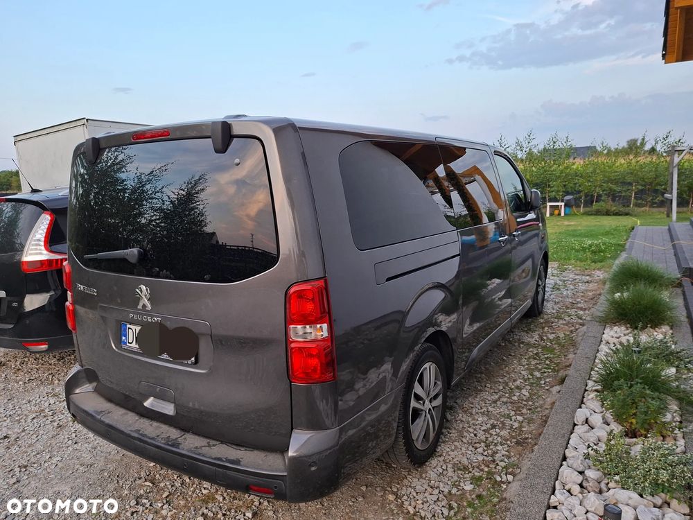 Peugeot Traveller - 6