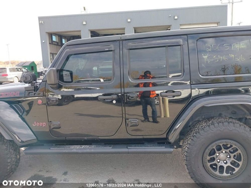 Jeep Wrangler - 2
