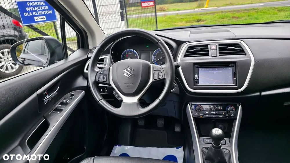 Suzuki SX4 S-Cross 1.6 Premium Plus - 34