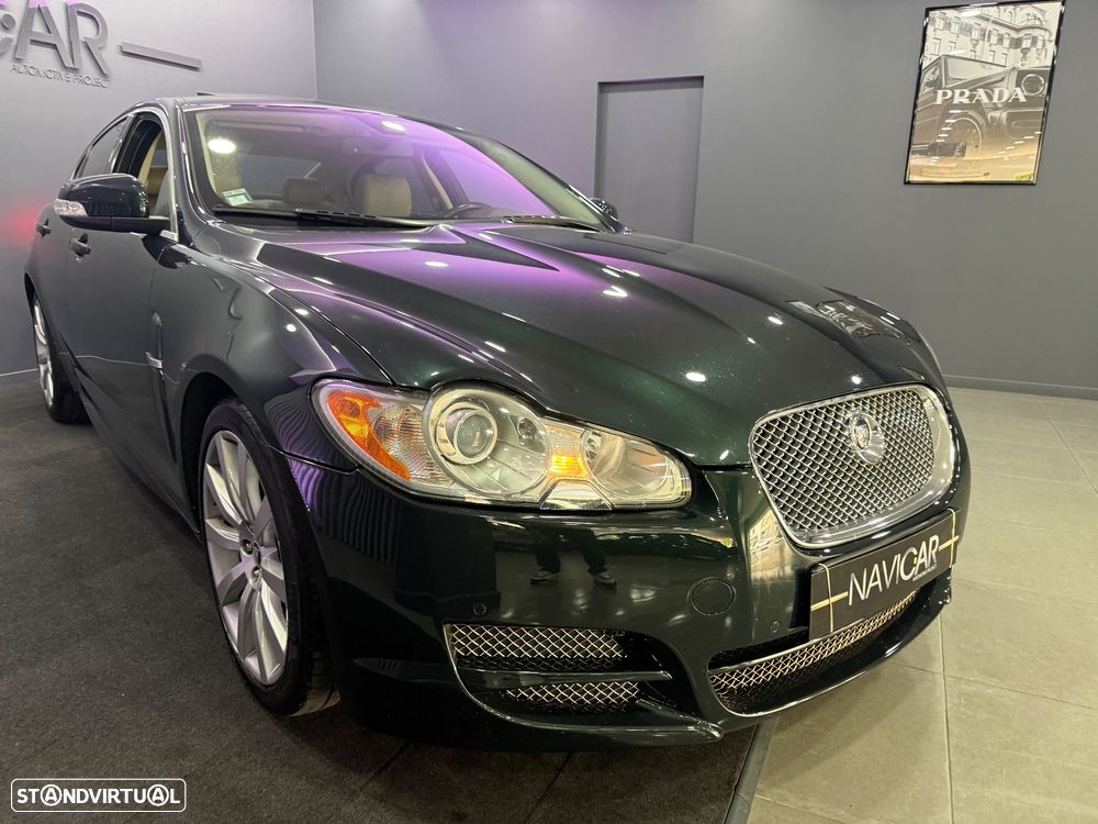 Jaguar XF 2.7 V6 Premium Luxury - 13