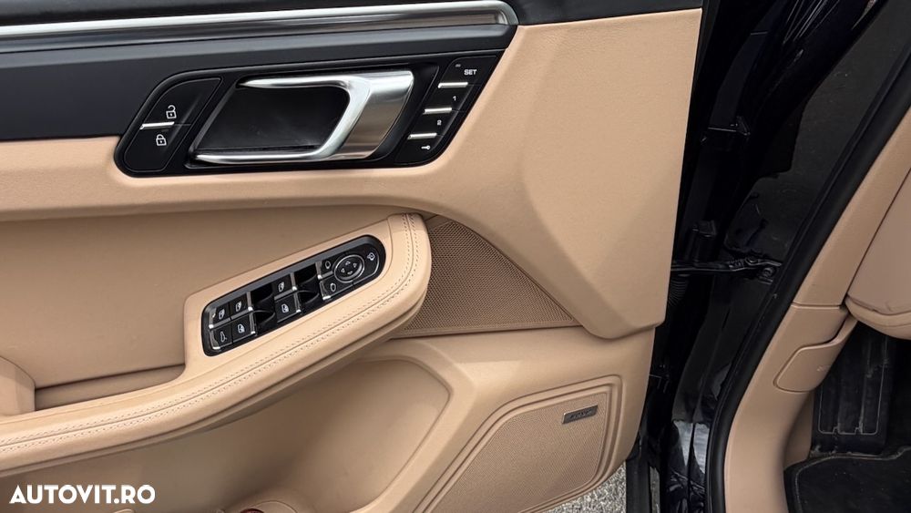 Porsche Macan Standard - 8
