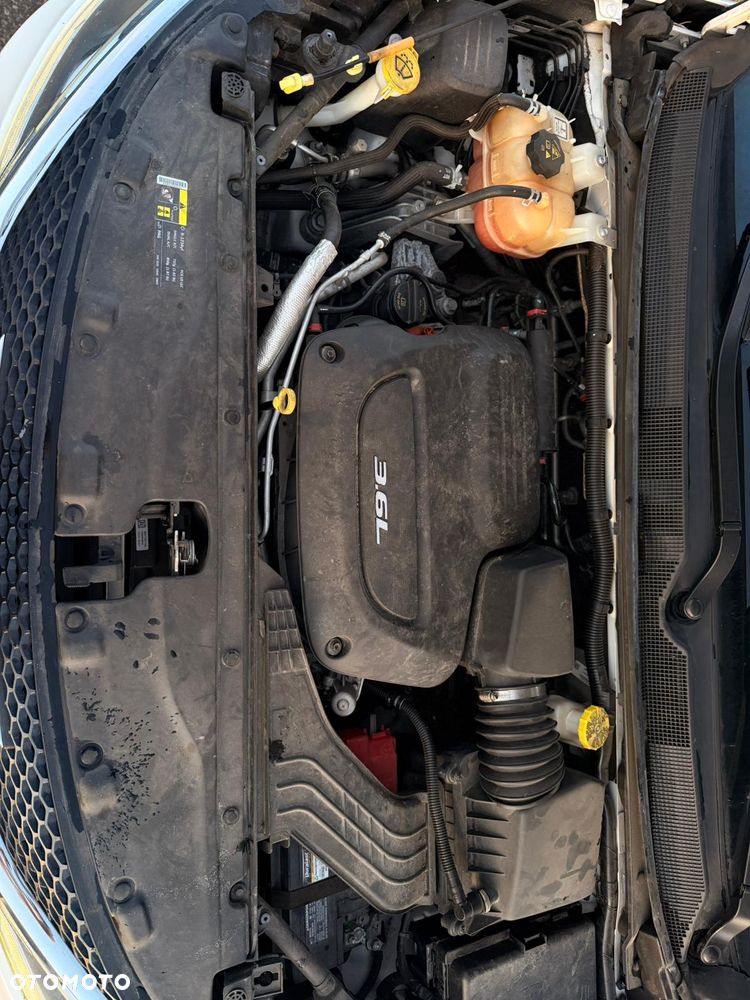 Chrysler Pacifica - 31