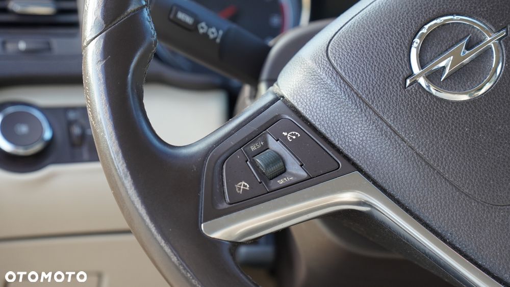 Opel Insignia 1.8 - 22
