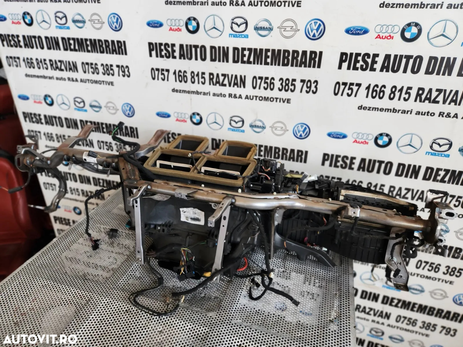 Armatura Tulumba Bord Carcasa Aeroterma Completa Bmw Seria 3 F30 F31 F34 Seria 4 F32 F33 F36 Volan - 5