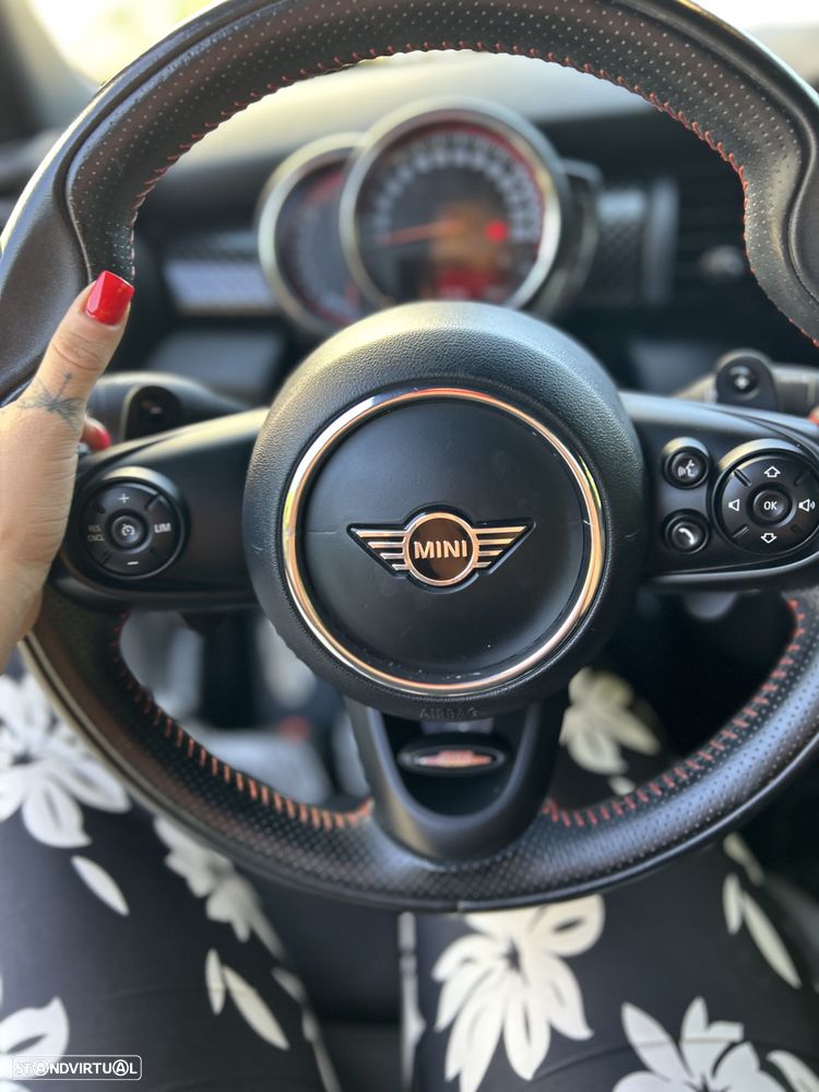 MINI Cabrio John Cooper Works Auto Desportiva - 10