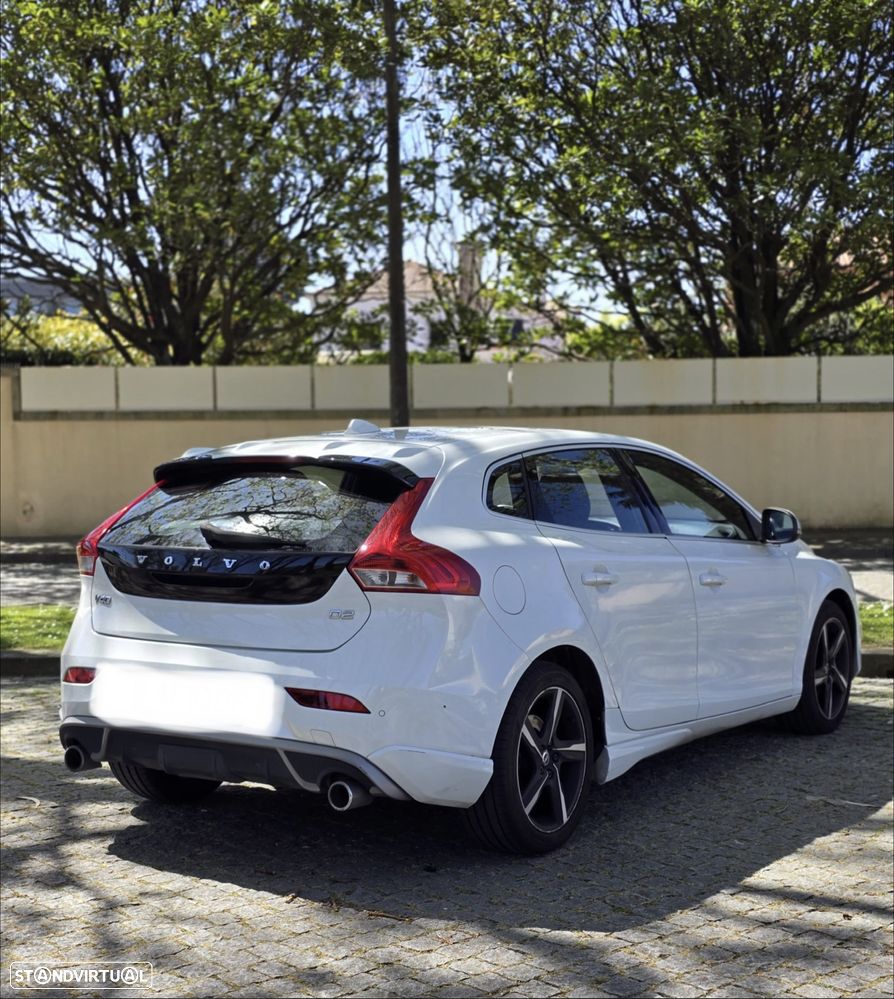Volvo V40 D2 RDesign - 1