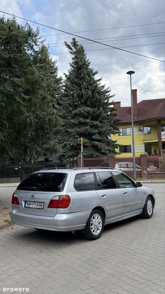 Nissan Primera - 3