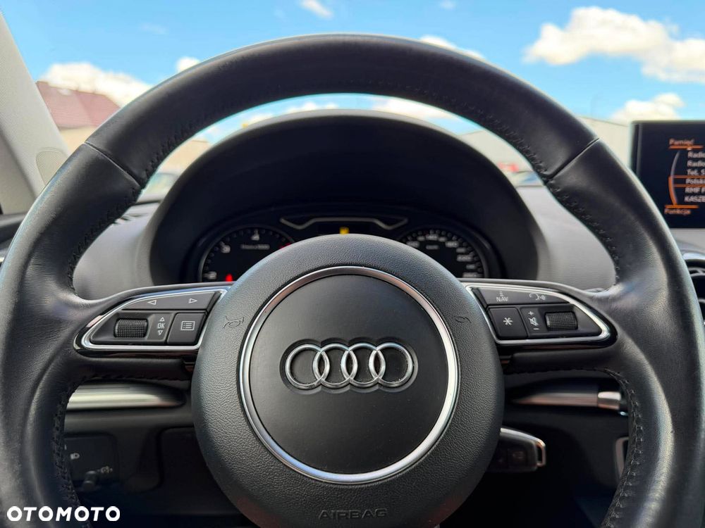 Audi A3 Sportback 2.0 TDI Ambiente - 17