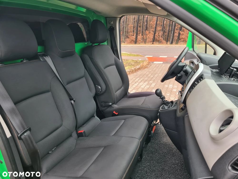 Renault TRAFIC - 12