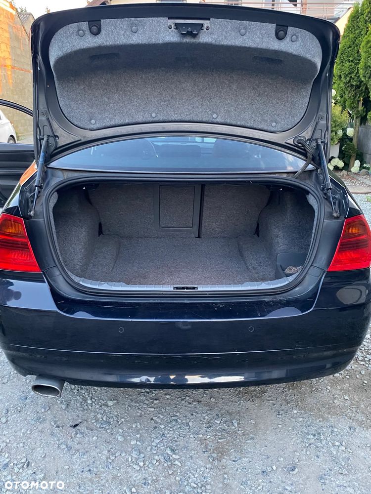 BMW Seria 3 - 12