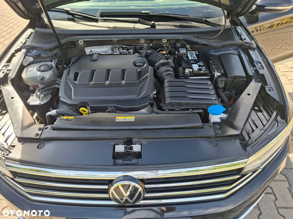 Volkswagen Passat 2.0 TDI EVO Elegance DSG - 15