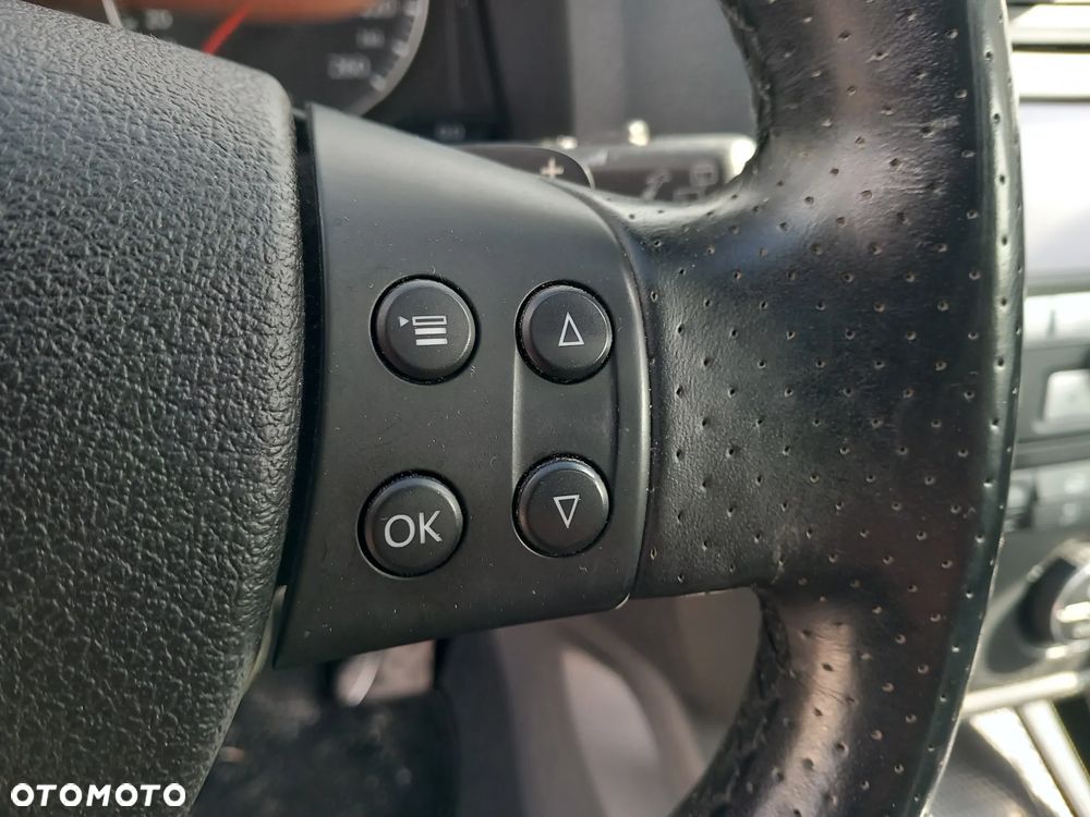 Volkswagen Golf 1.9 TDI DSG GT Sport - 20