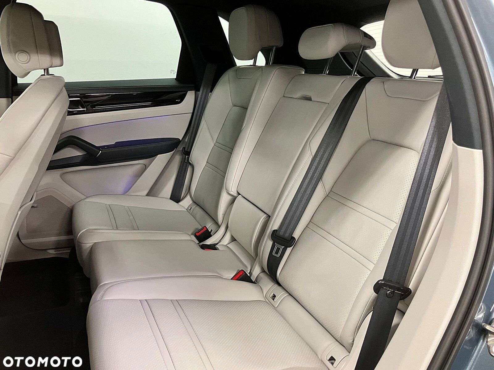 Porsche Cayenne - 24