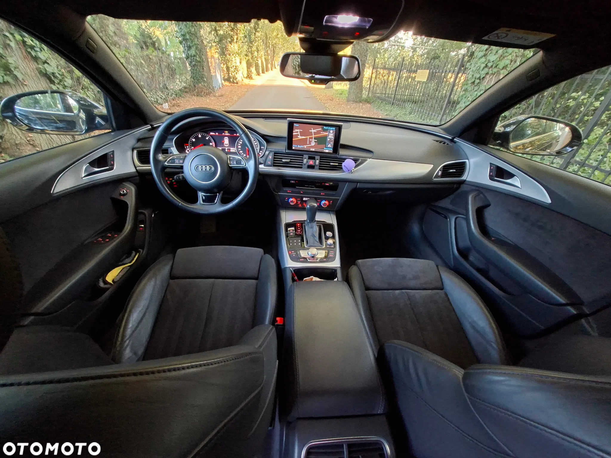 Audi A6 Avant 2.0 TDI Ultra S tronic - 12