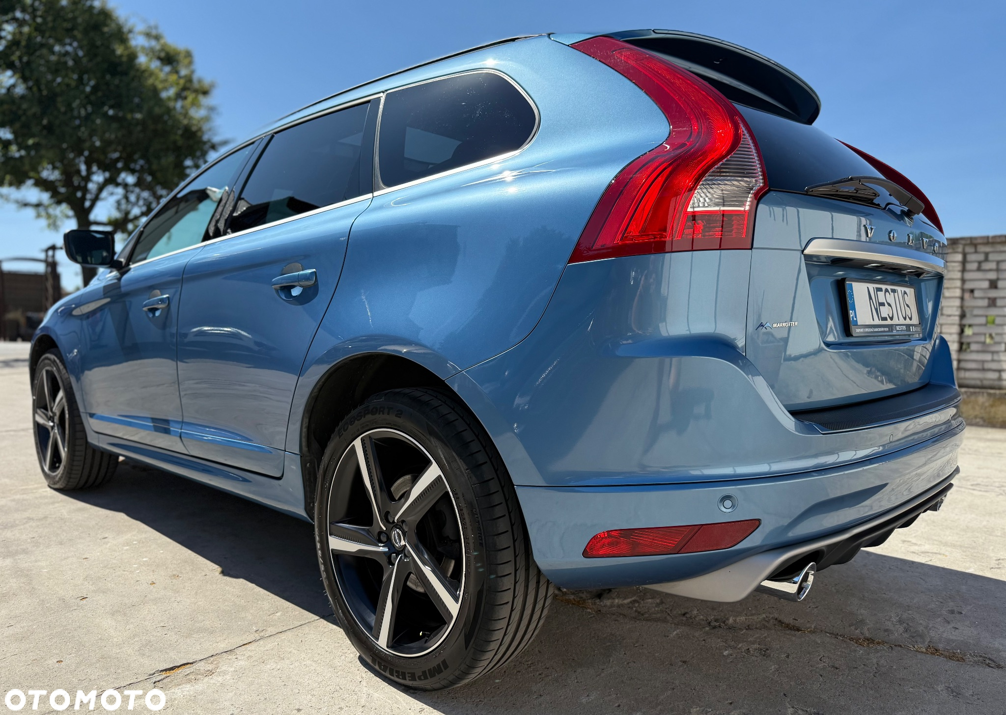 Volvo XC 60 D4 Drive-E Momentum - 4