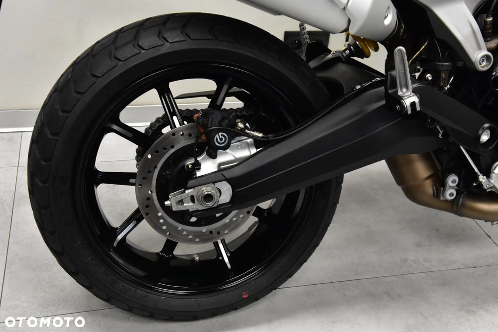 Ducati Scrambler - 32