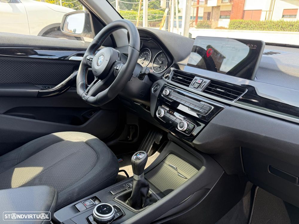 BMW X1 16 d sDrive Advantage - 20
