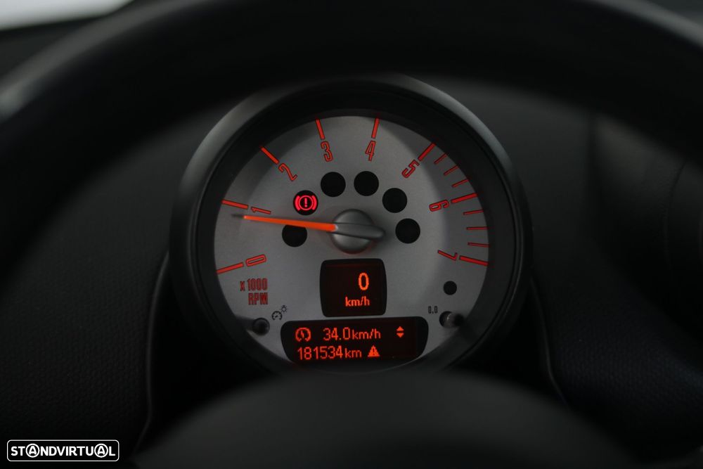 MINI Countryman One D - 9