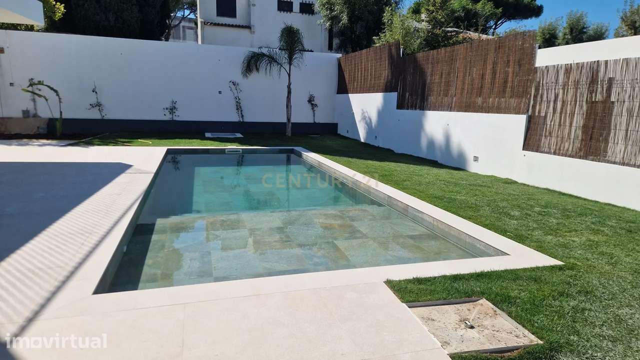Moradia Contemporânea de Luxo, Localizada em Cotovia  -  Sesimbra  - S - Grande imagem: 3/19