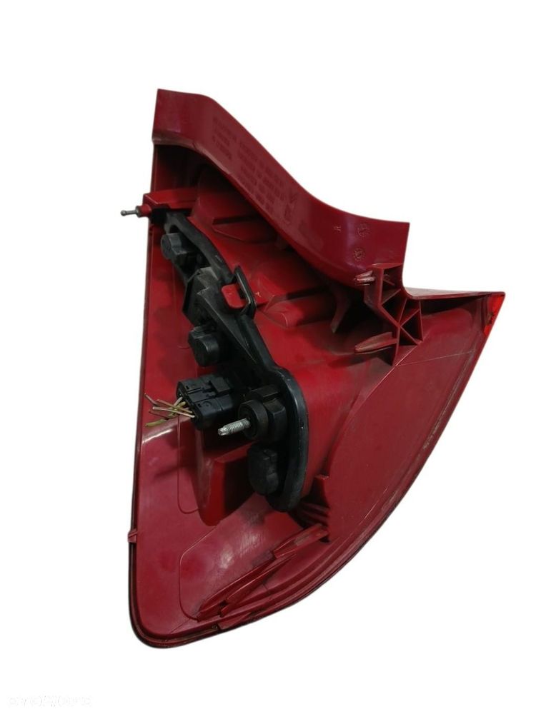 LAMPA PRAWA TYLNA TYŁ CITROEN C4 I COUPE 9646801677 - 4