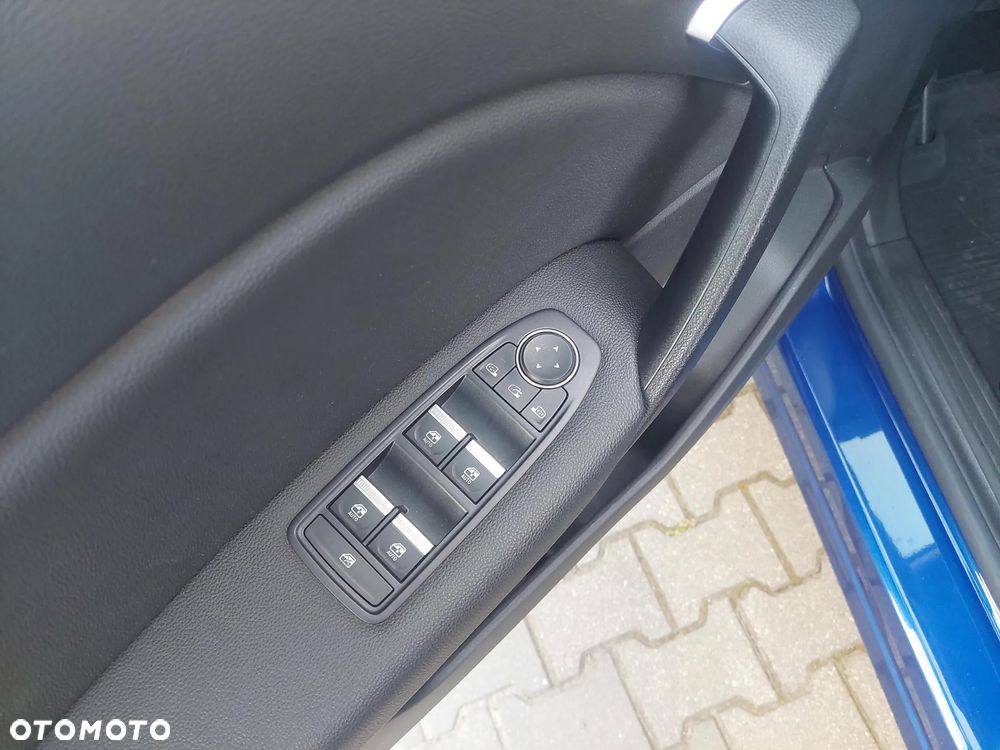 Renault Captur 1.0 TCe Intens - 11