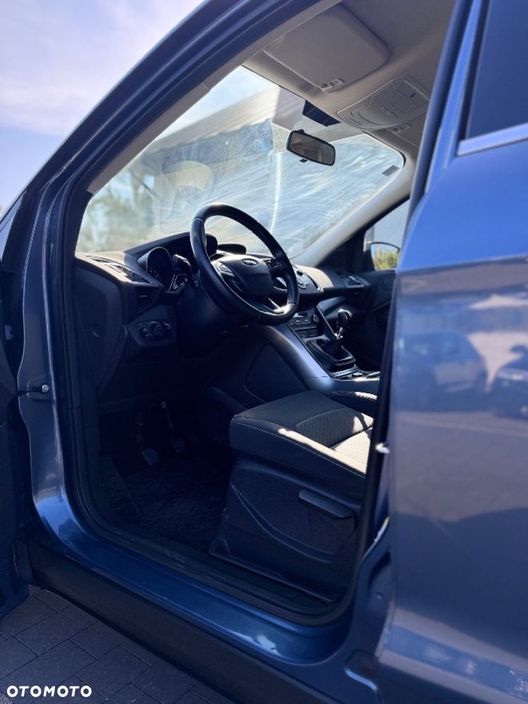 Ford Kuga - 18