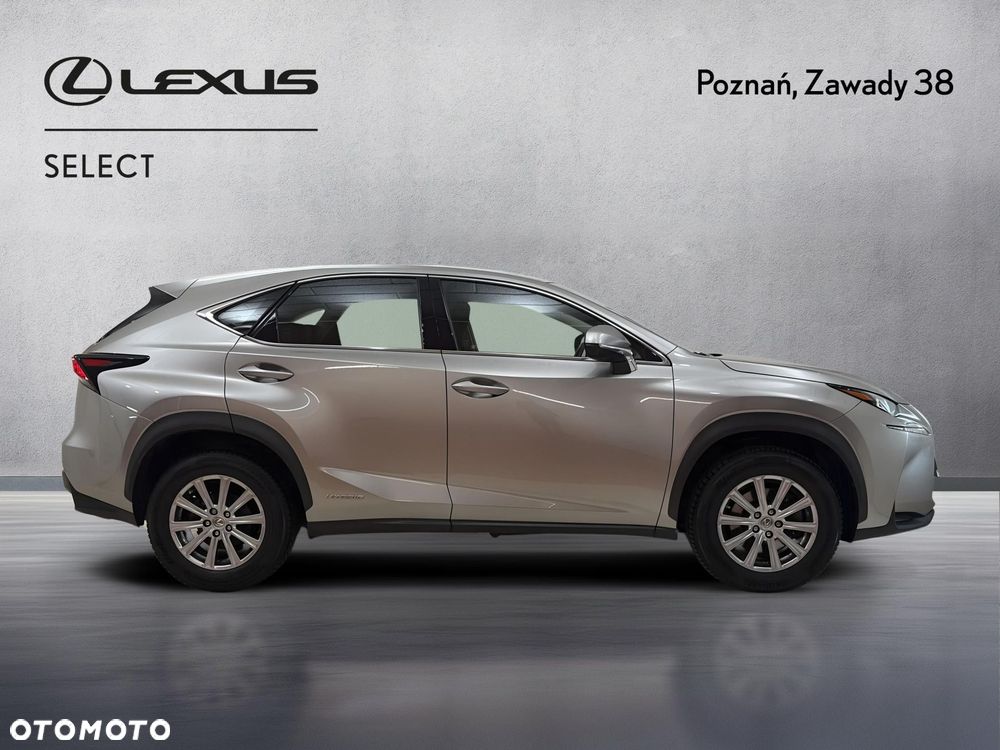 Lexus NX 300h Elegance 2WD - 4