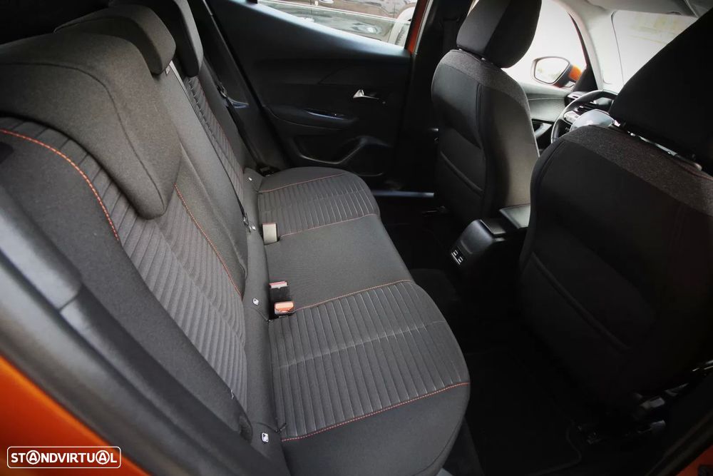 Peugeot e-2008 Active - 18