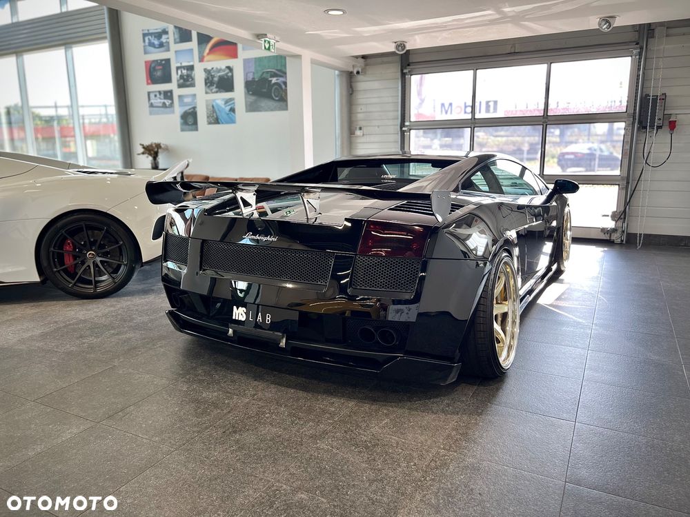 Lamborghini Gallardo - 4