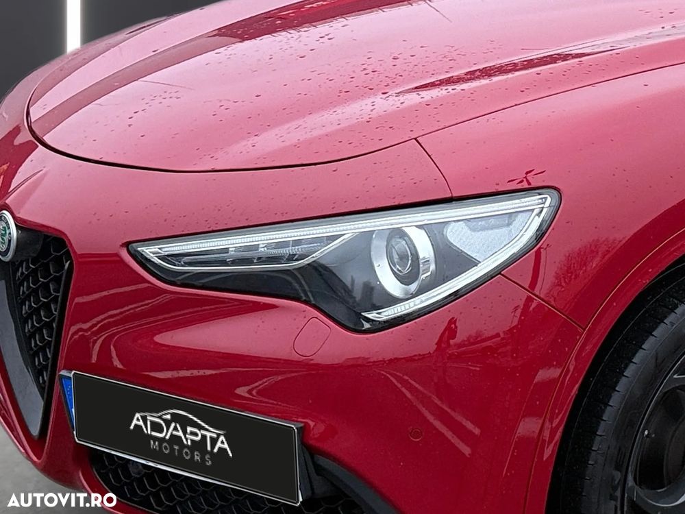 Alfa Romeo Stelvio 2.0 Turbo AWD AT8 Veloce - 9