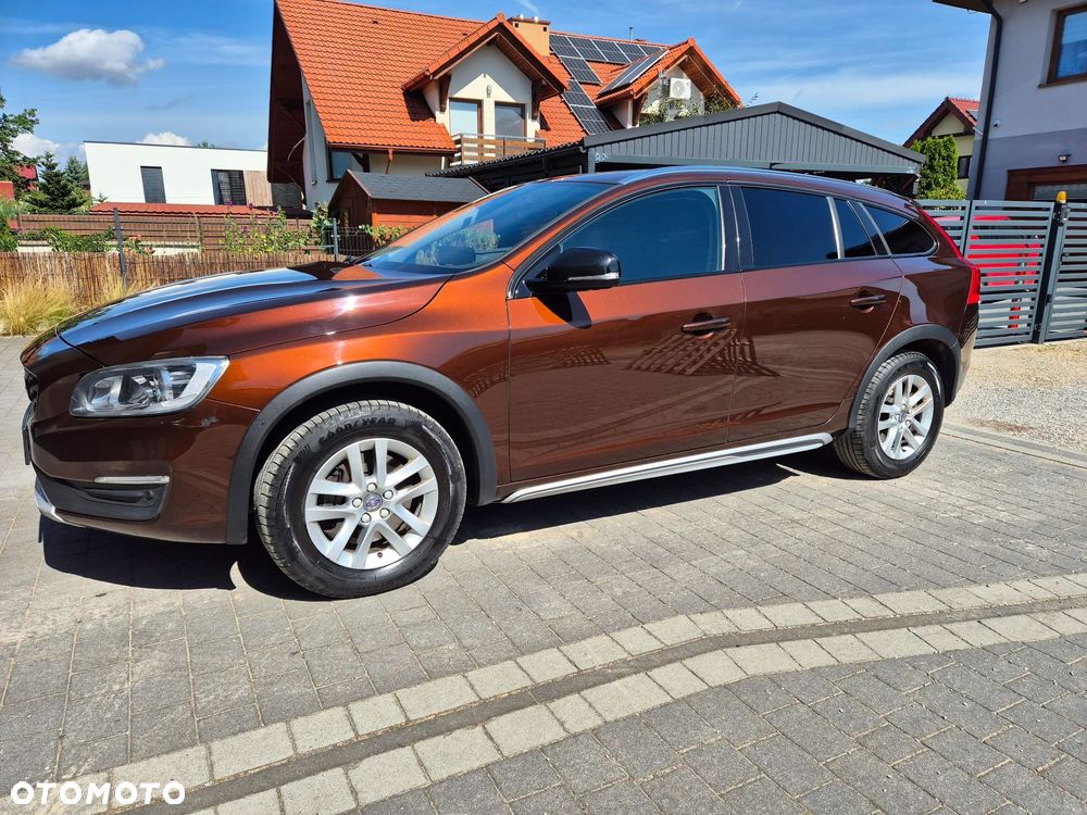 Volvo V60 Cross Country D3 Drive-E Momentum - 12