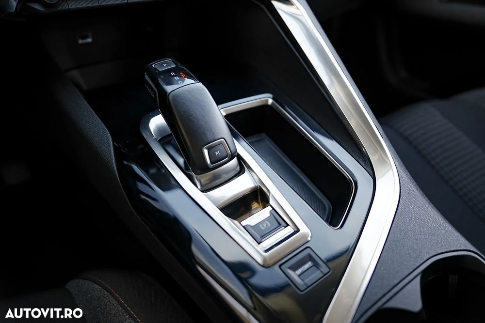 Peugeot 3008 BlueHDi 120 Stop & Start EAT6 Active - 23