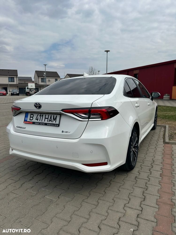 Toyota Corolla 1.8 HSD Business - 4