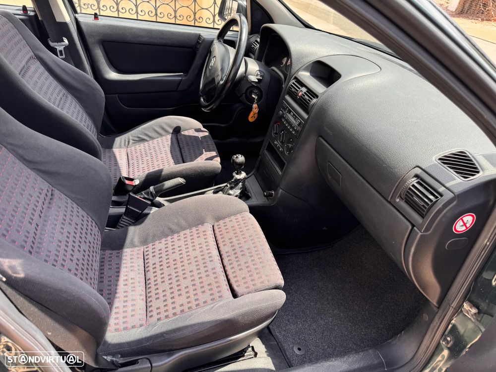 Opel Astra Caravan 1.4 Sport - 12