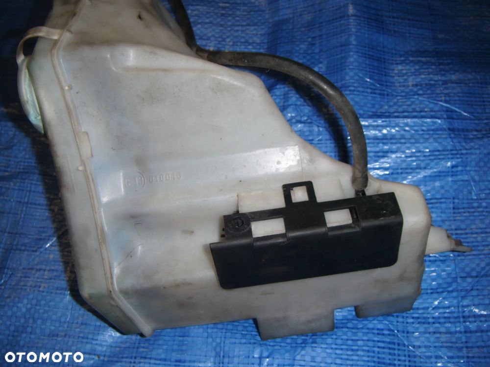bmw e46 sedan 99r zbiornik spryskiwacza - 2
