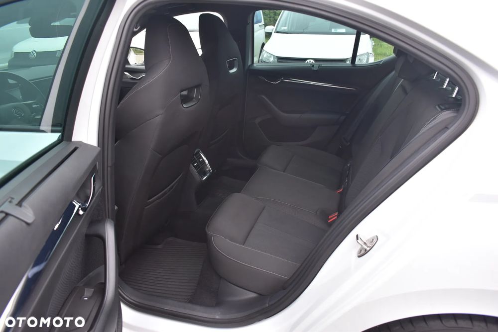 Skoda Octavia 1.5 TSI ACT Style - 12