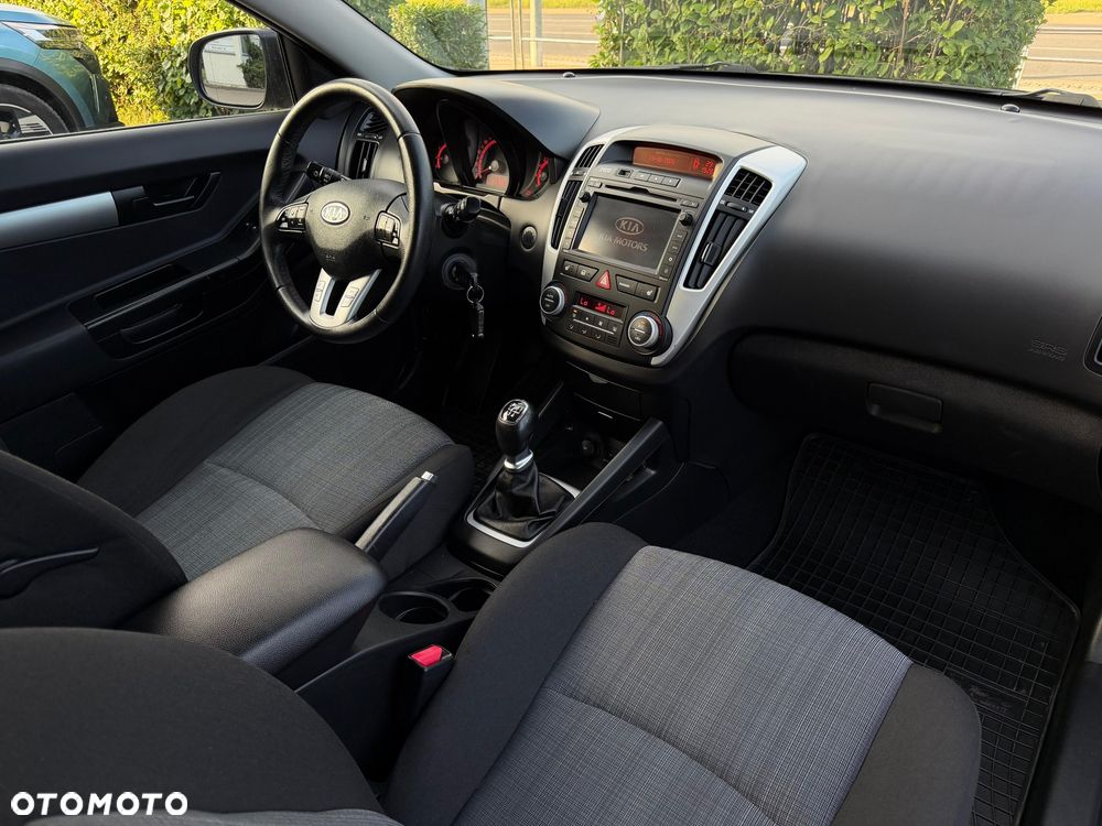 Kia ProCeed 1.4 CVVT Dream-Team Edition - 7