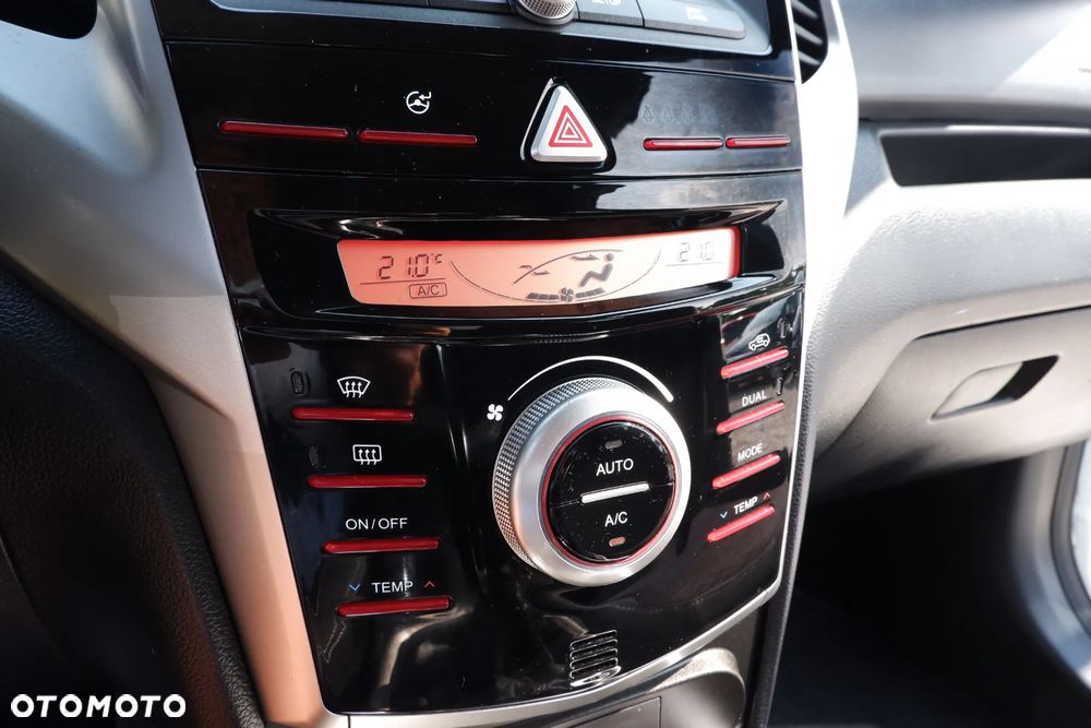 SsangYong/KGM Tivoli 1.6 Sharp - 21