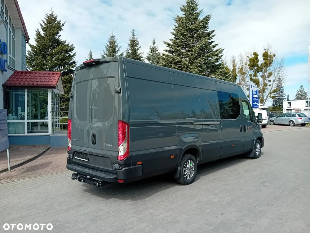 Iveco Daily L4H2 3.0 180KM Automat Hi-Matic Brygadowy 7 osób - 3
