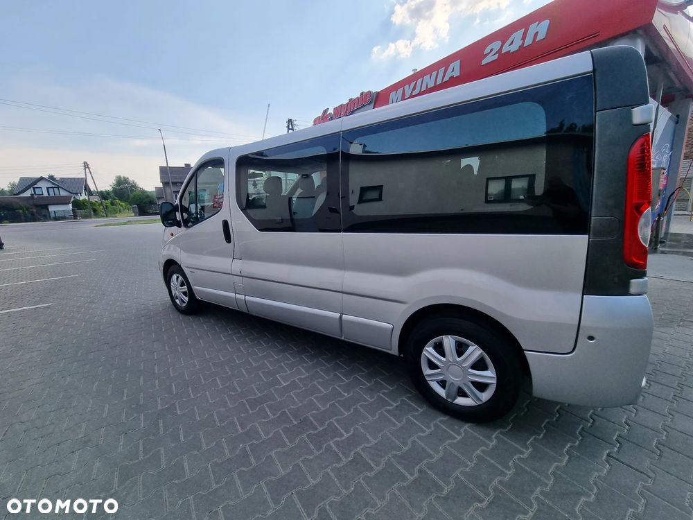 Opel Vivaro - 16