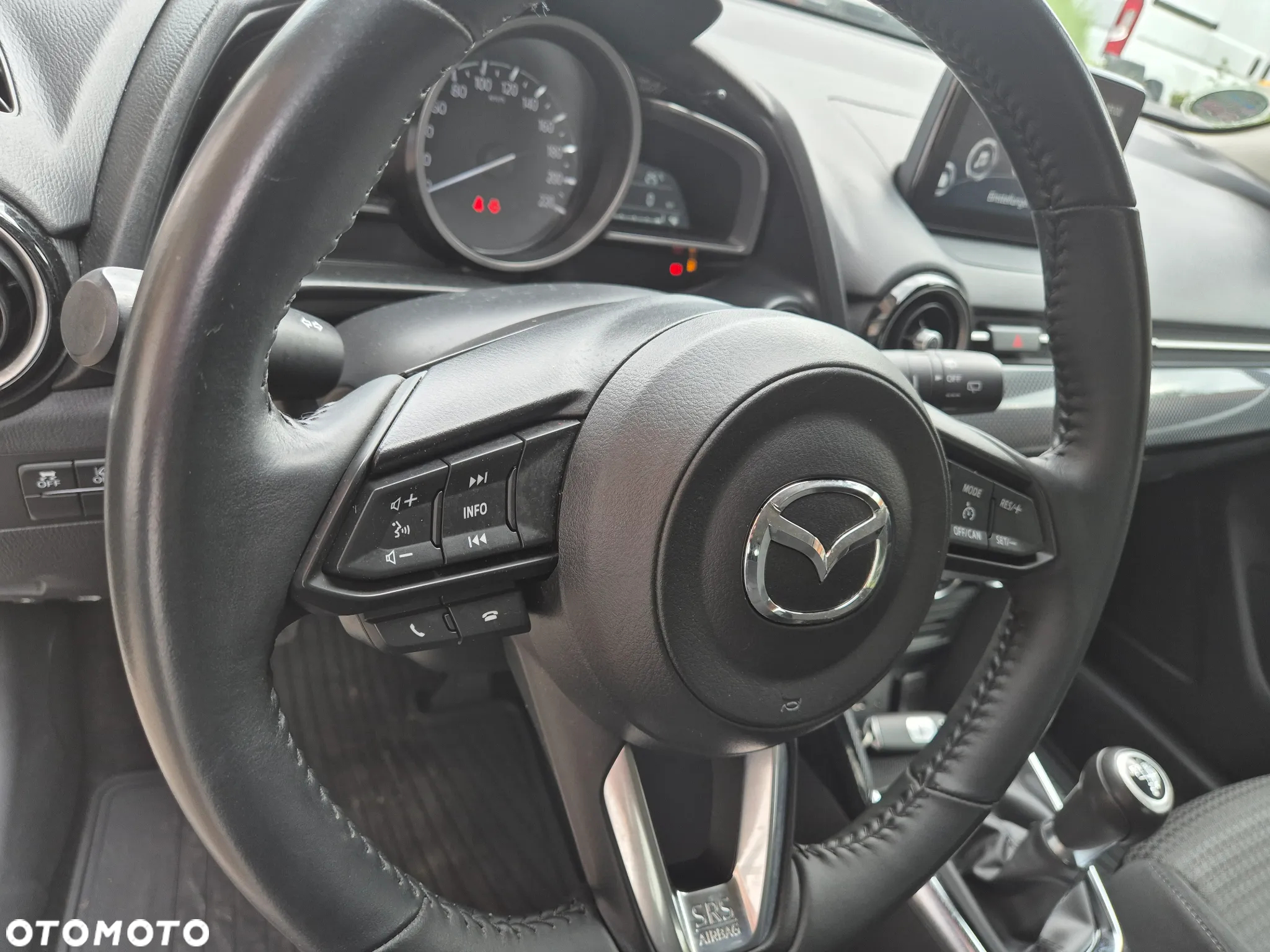 Mazda 2 SKYACTIV-G 90 White Edition - 12