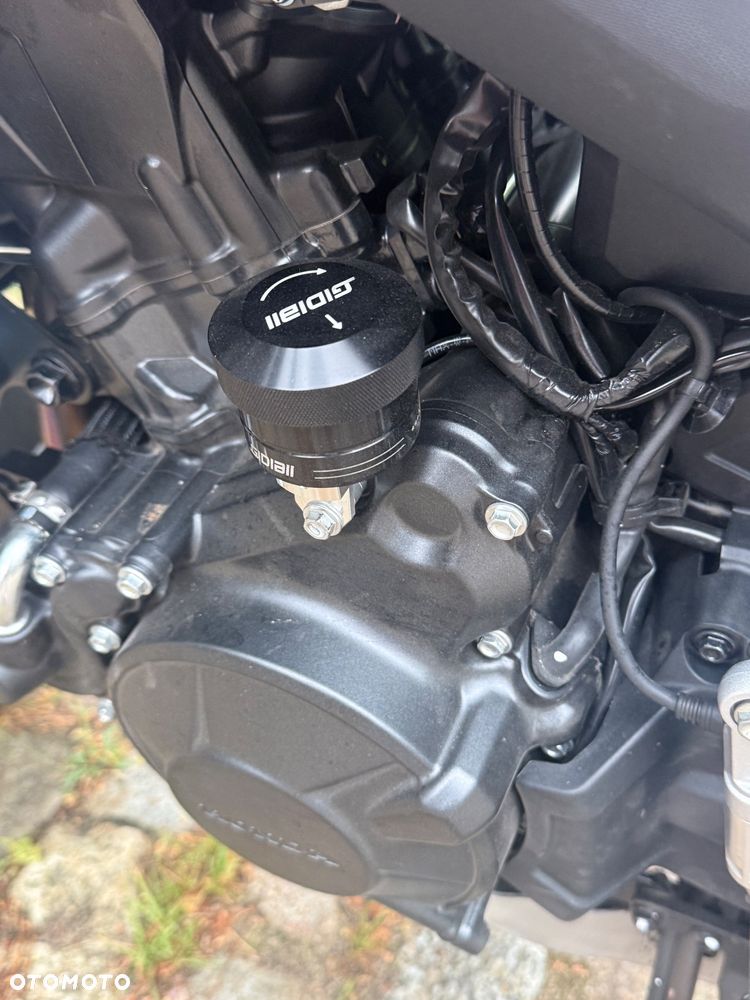 Honda Transalp - 11