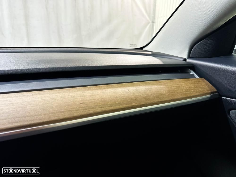 Tesla Model 3 Standard Range Plus RWD - 31