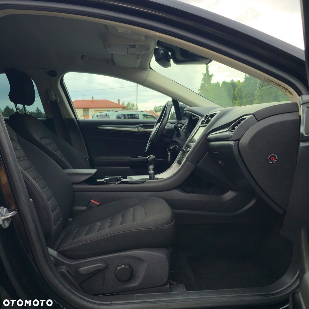 Ford Mondeo 2.0 TDCi Titanium - 29