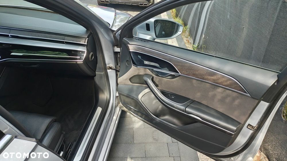 Audi A8 L 55 TFSI mHEV Quattro Tiptr - 26